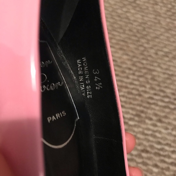 Roger Vivier heels in bubblegum pink! - Picture 5 of 5